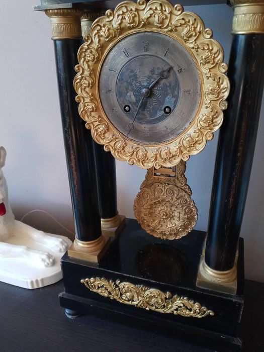 Zegar portykowy sygnowany