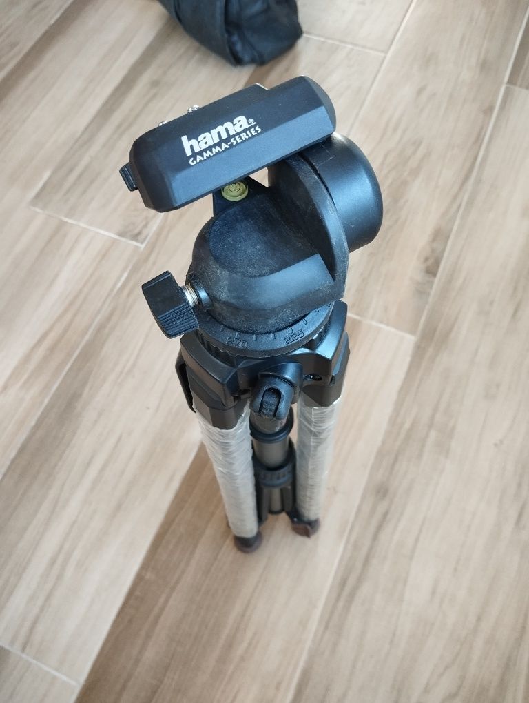 Vendo tripé para máquina fotográfica