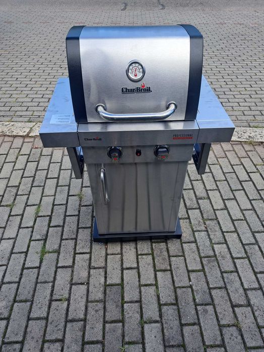 CHAR-BROIL Profesional 2200  grill gazowy