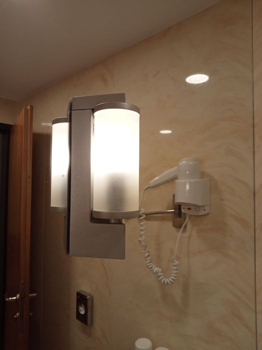 Lampa łazienkowa, do ogrodu, na zewnątrz hermetyczna