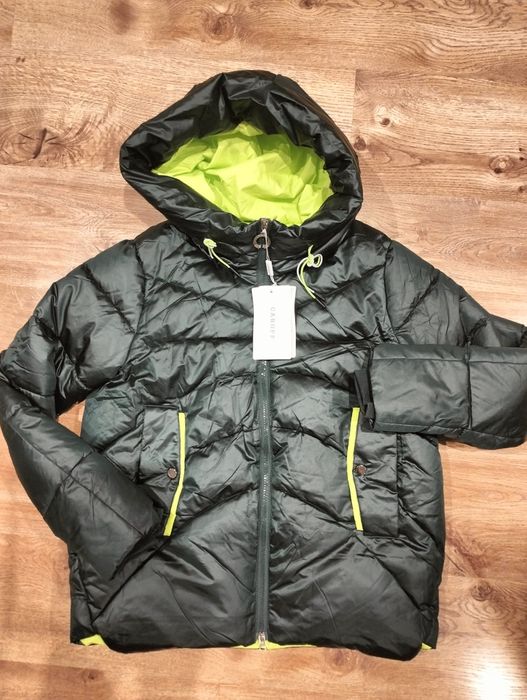 Nowa kurtka gratis szalik