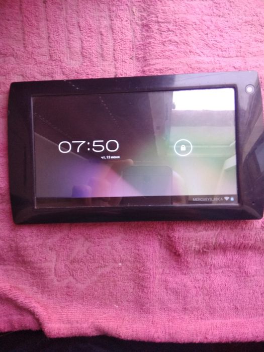 Планшет б/у,в хорошем состоянии без зарядки