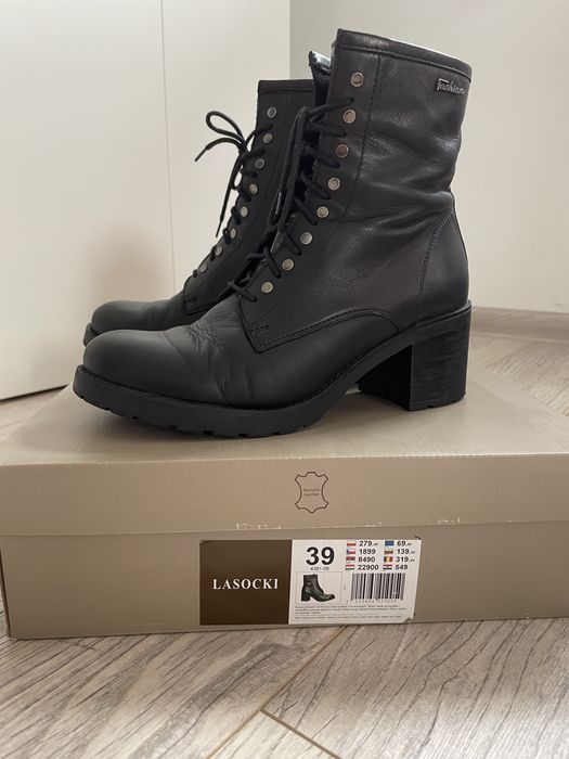 Czarne skórzane botki Lasocki, rozm.39