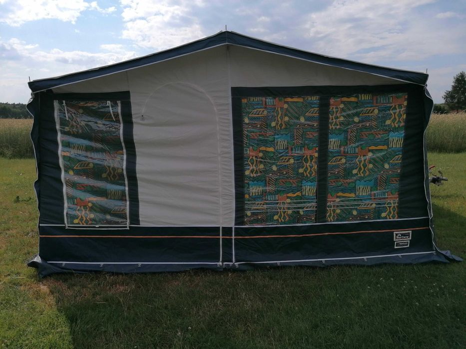 Przedsionek do przyczepy kempingowej pelny caloroczny