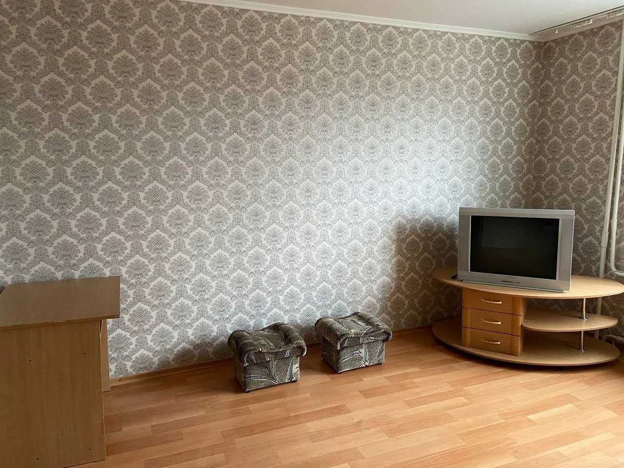 Продам 2-комнатную квартиру, Левый Берег,  Ж/М Левобережный.
