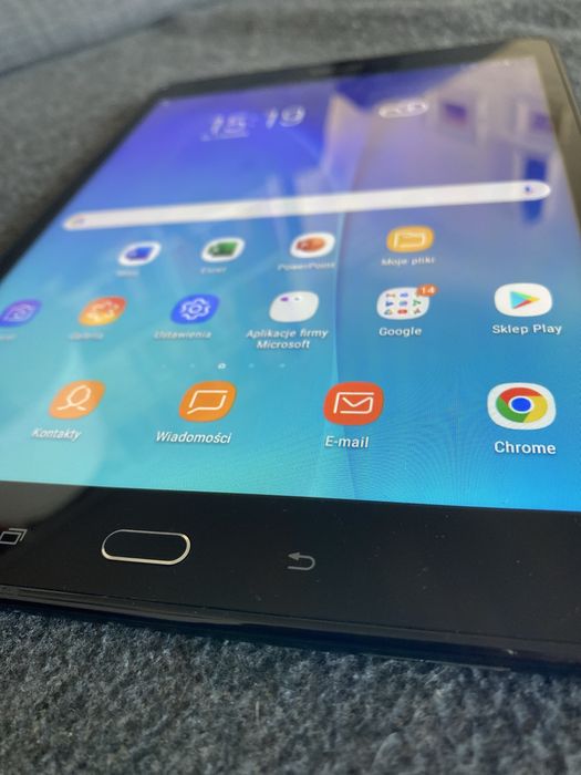 Tablet Samsung Galaxy Tab A + etui POLECAM!