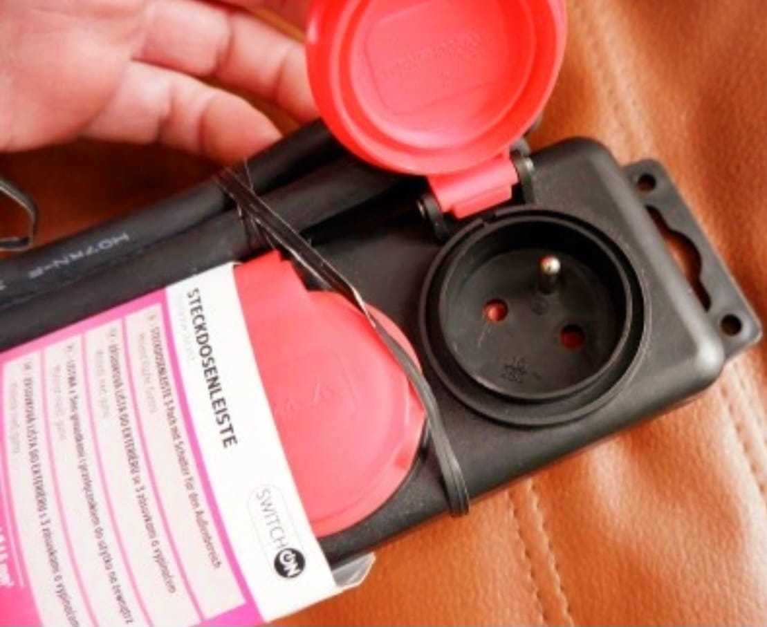 NOWY Przedłużacz 3x gniazdo Listwa Zewnętrzny ogrodowy budowlany 1,5m