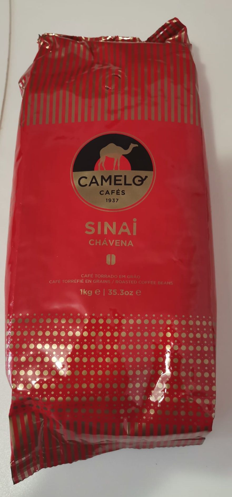 Pacotes de café em grão