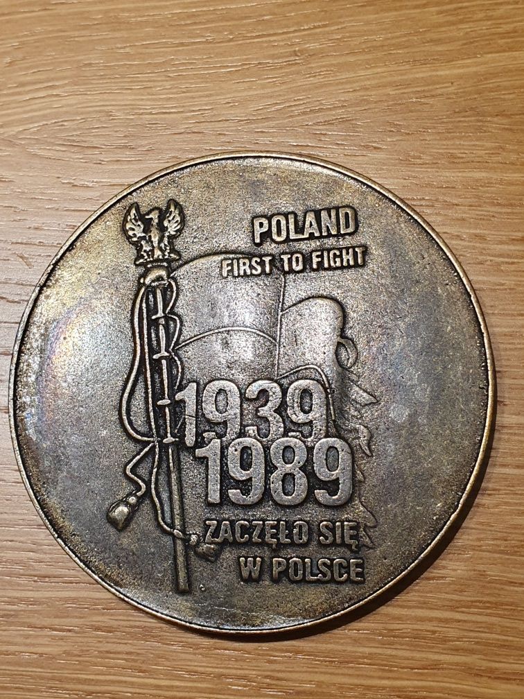 Medal odznaka Zaczęło się w Polsce coin moneta wojskowa kolekcjonerska