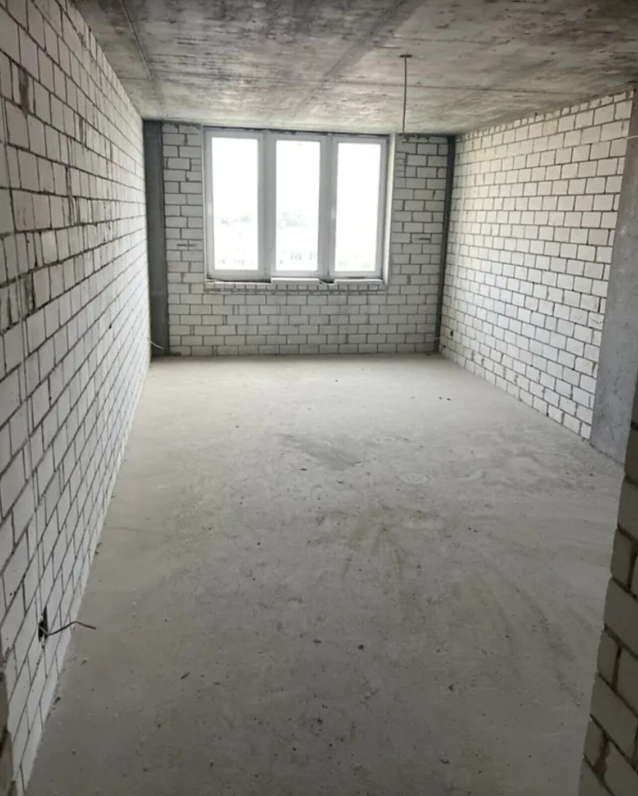 Продаж 3к квартири 120 кв. м на вул. Вільхова