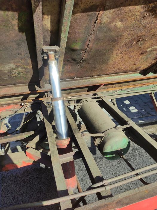 Przyczepa rolnicza wywrotka zarejestrowana