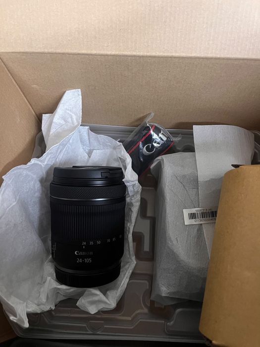 Câmera Canon EOS R6 Mark II Mirrorless, com lente RF24-105mm f/4-7.1