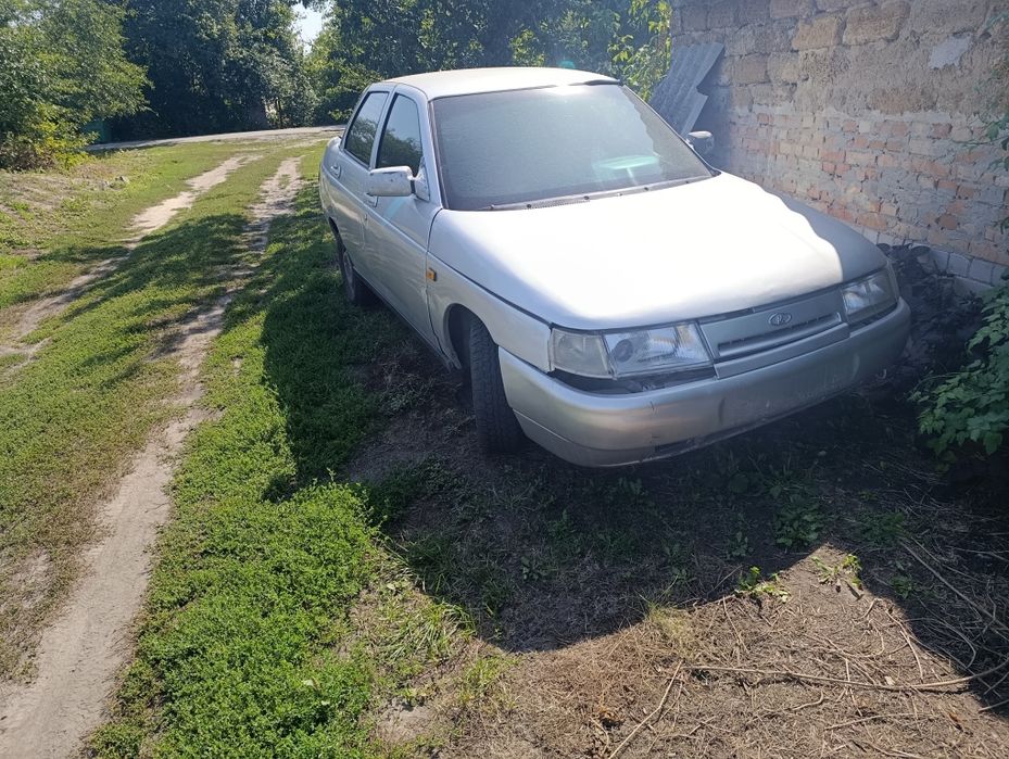 У продажу капоти на ВАЗ 2110-2112