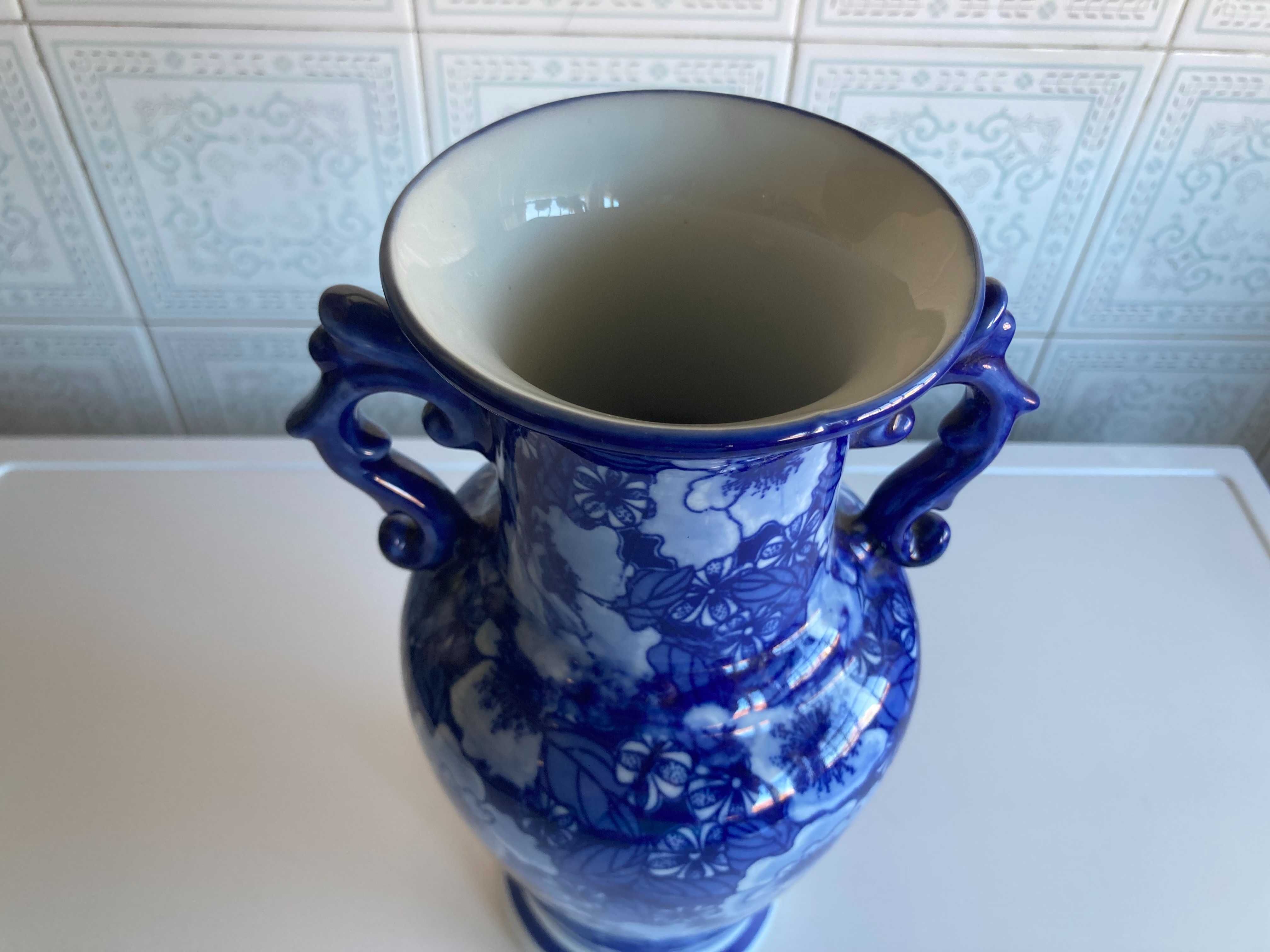 Jarra em ceramica