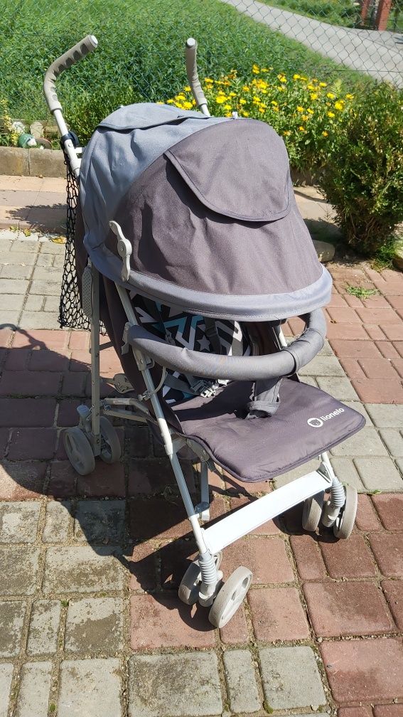 Wózek spacerówka, parasolka, z ochraniaczem na nozki