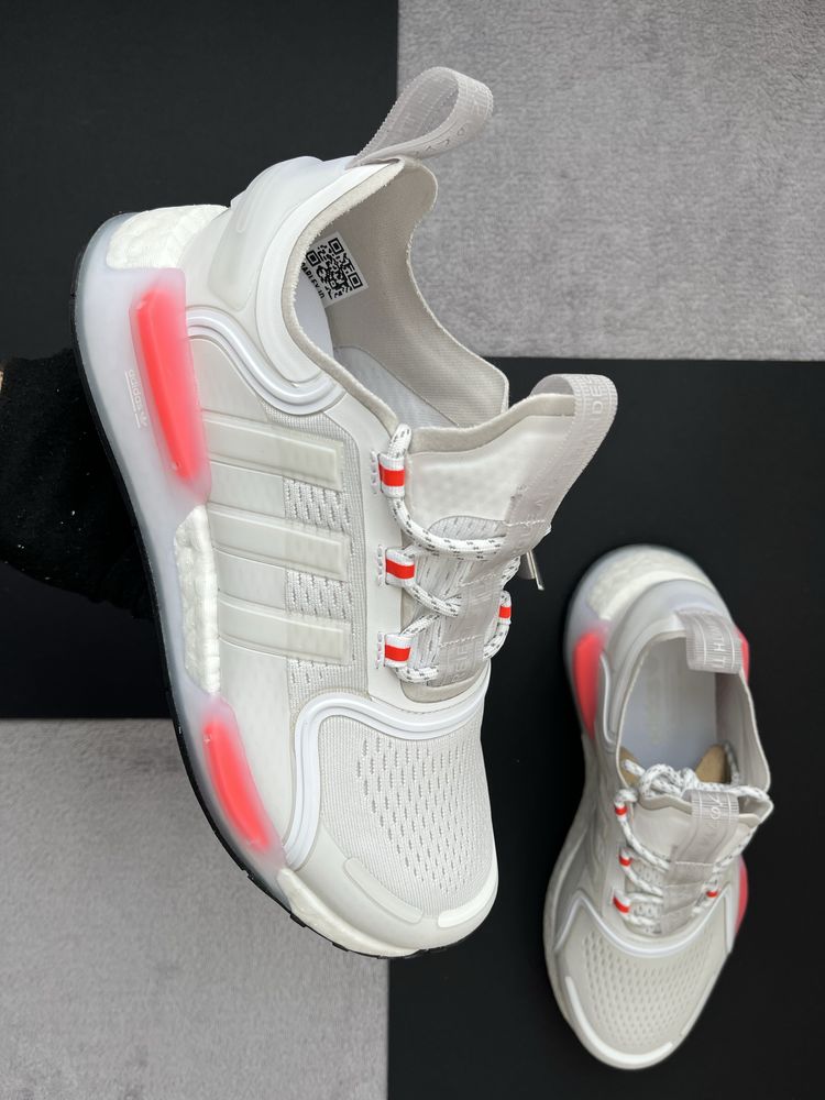 ОРИГІНАЛ| бігові кросівки Adidas NMD V3| кроссовки | кросовки адидас
