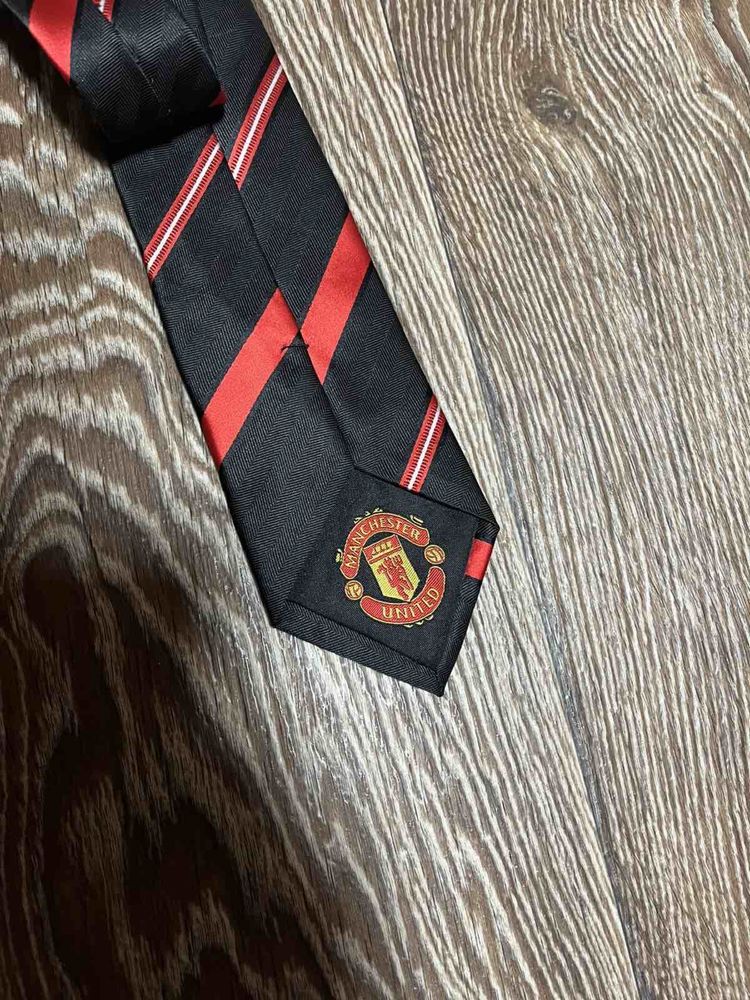 Галстук Man United