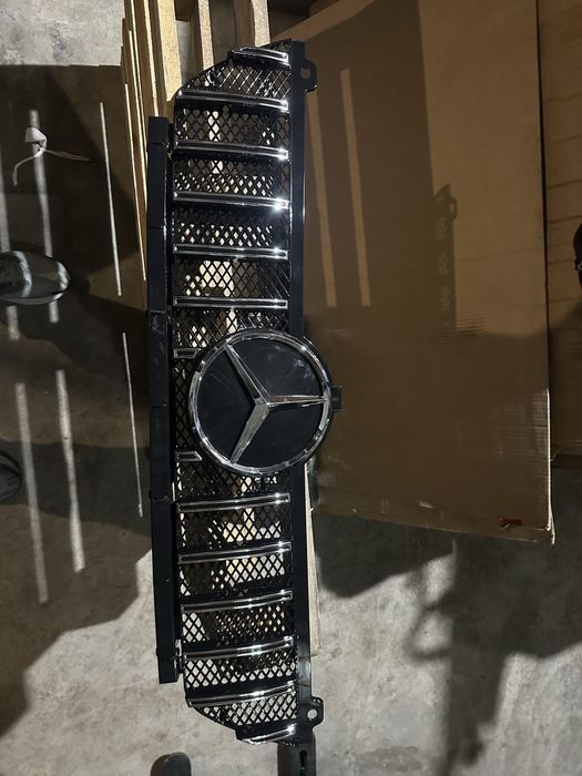 Решітка sprinter w903 2000-2006 308 311 316