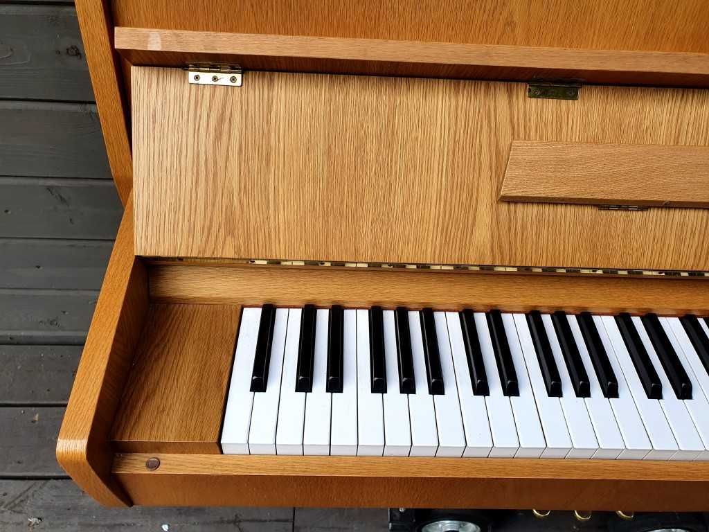 Pianino KAWAI model CE-7N 1982r 108cm DĘBOWE