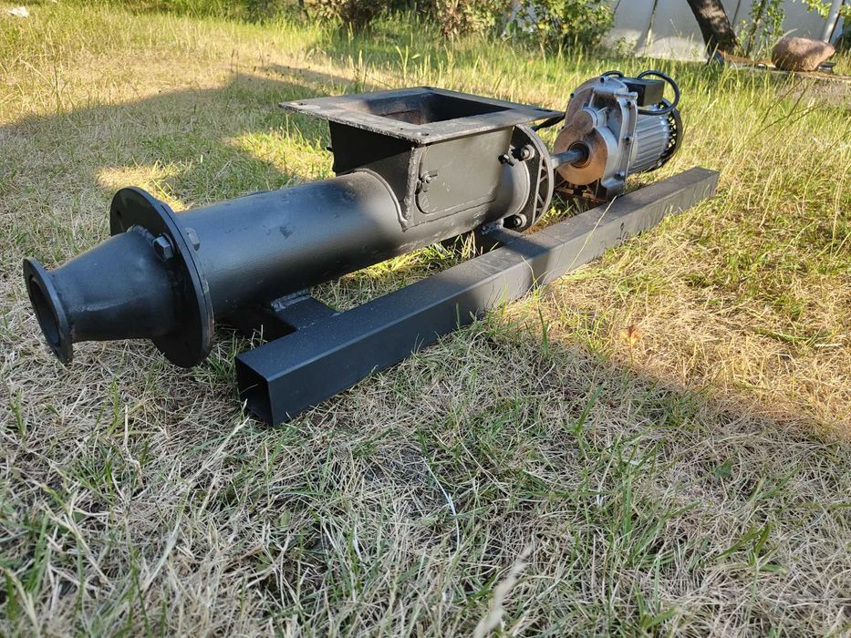 Mieszadło prasa do gliny ślimakowa