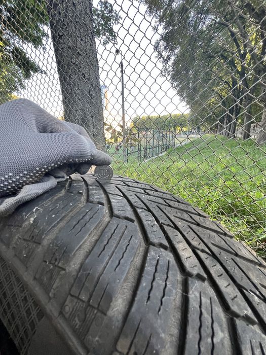 Комплект зимових шин з дисками  195/65 R15 5х108 R15…