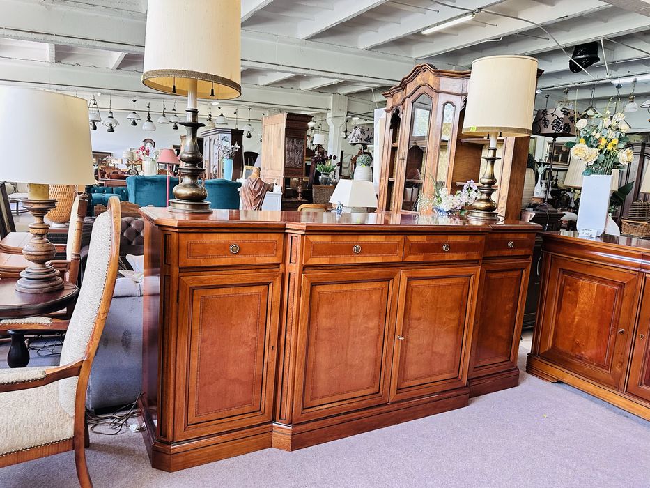 Elegancka komoda w angielskim stylu :)