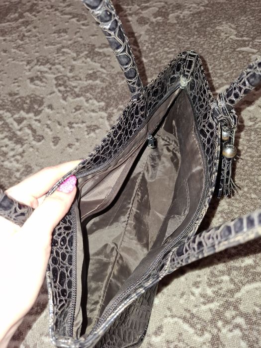 Женская сумка лаковая