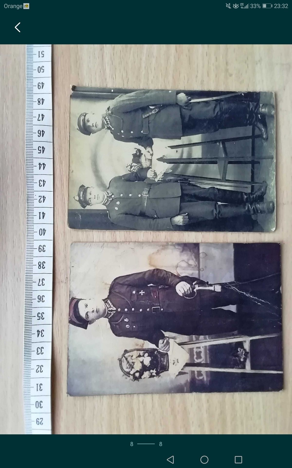 Zestaw zdjęć wojskowych i dokumentów