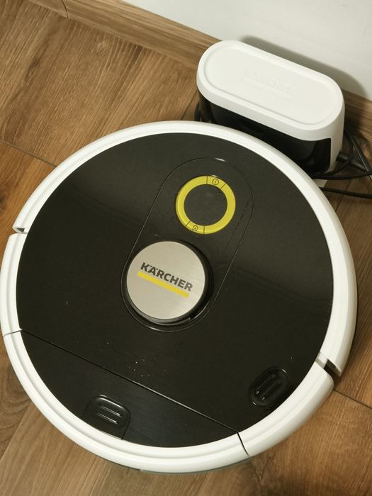 Робот-пилосос мийний Karcher RCF 3