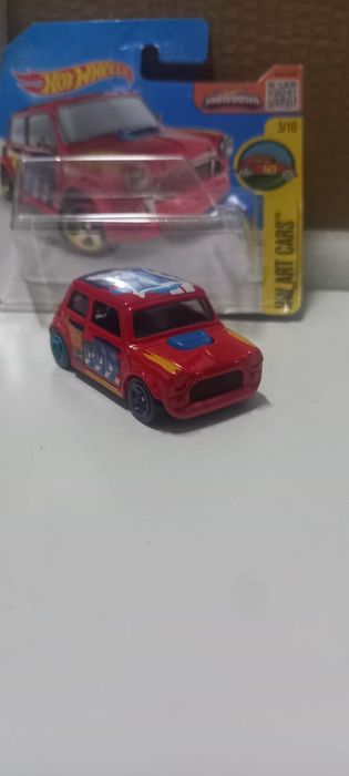 Morris mini hot wheels