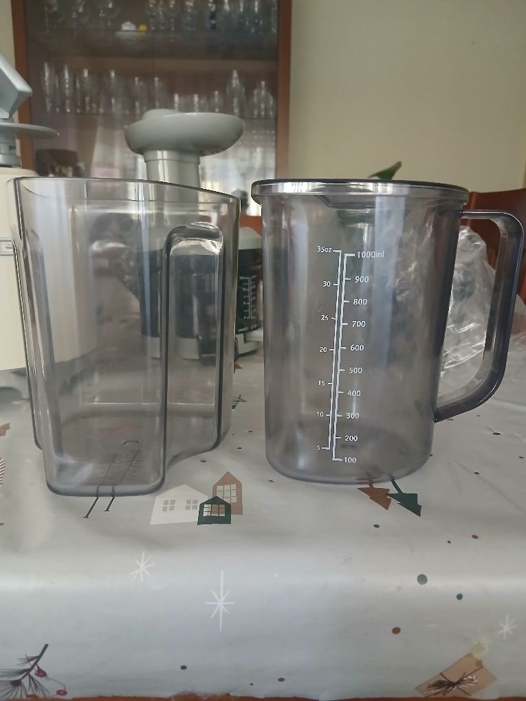Extrator de sumos smeg nova