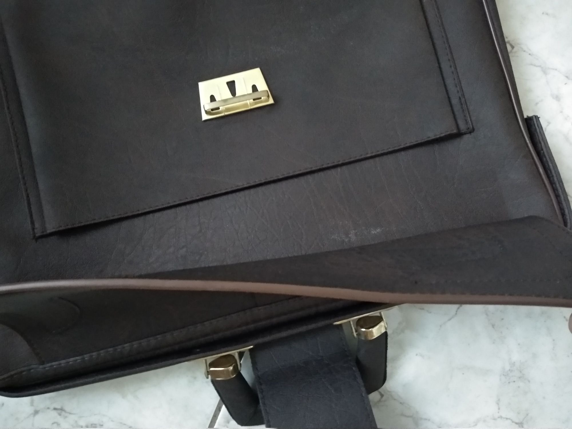 Teczka elegancka na laptopa i A4