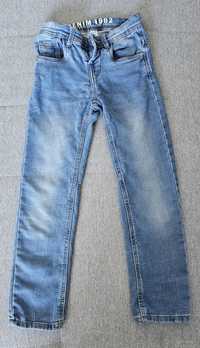 Spodnie jeans r.122