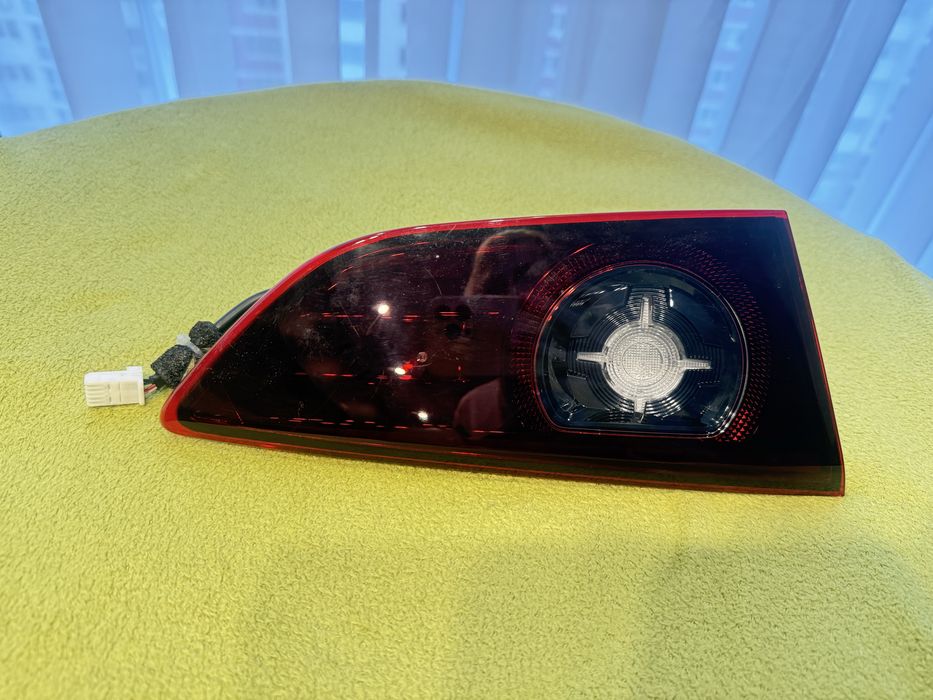 Фонарь задний мазда Mazda 3 2019-2024 года