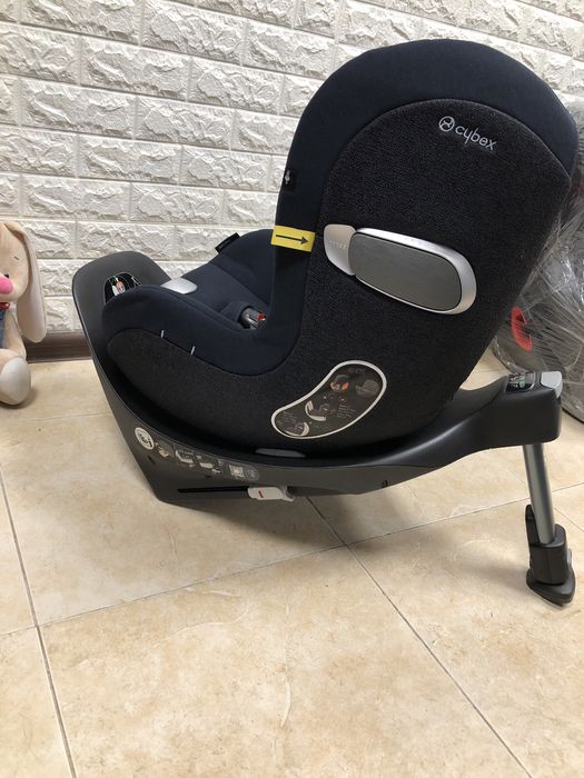 Автокрісло Cybex Sirona Z i-Size 360 Група 0/+1 (0-18 кг) сайбекс