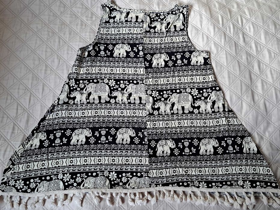 Bluzka na ramiączkach w słonie unika