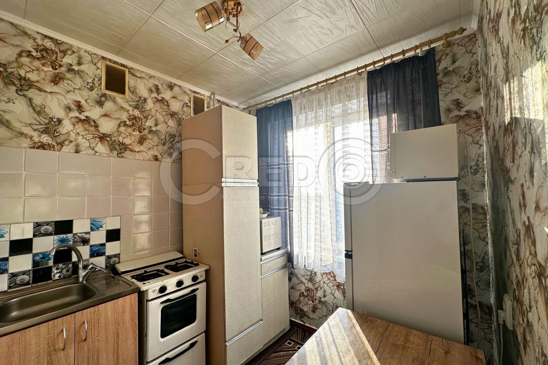 Продаж 2-х кім.квартири  вул. Покровська
