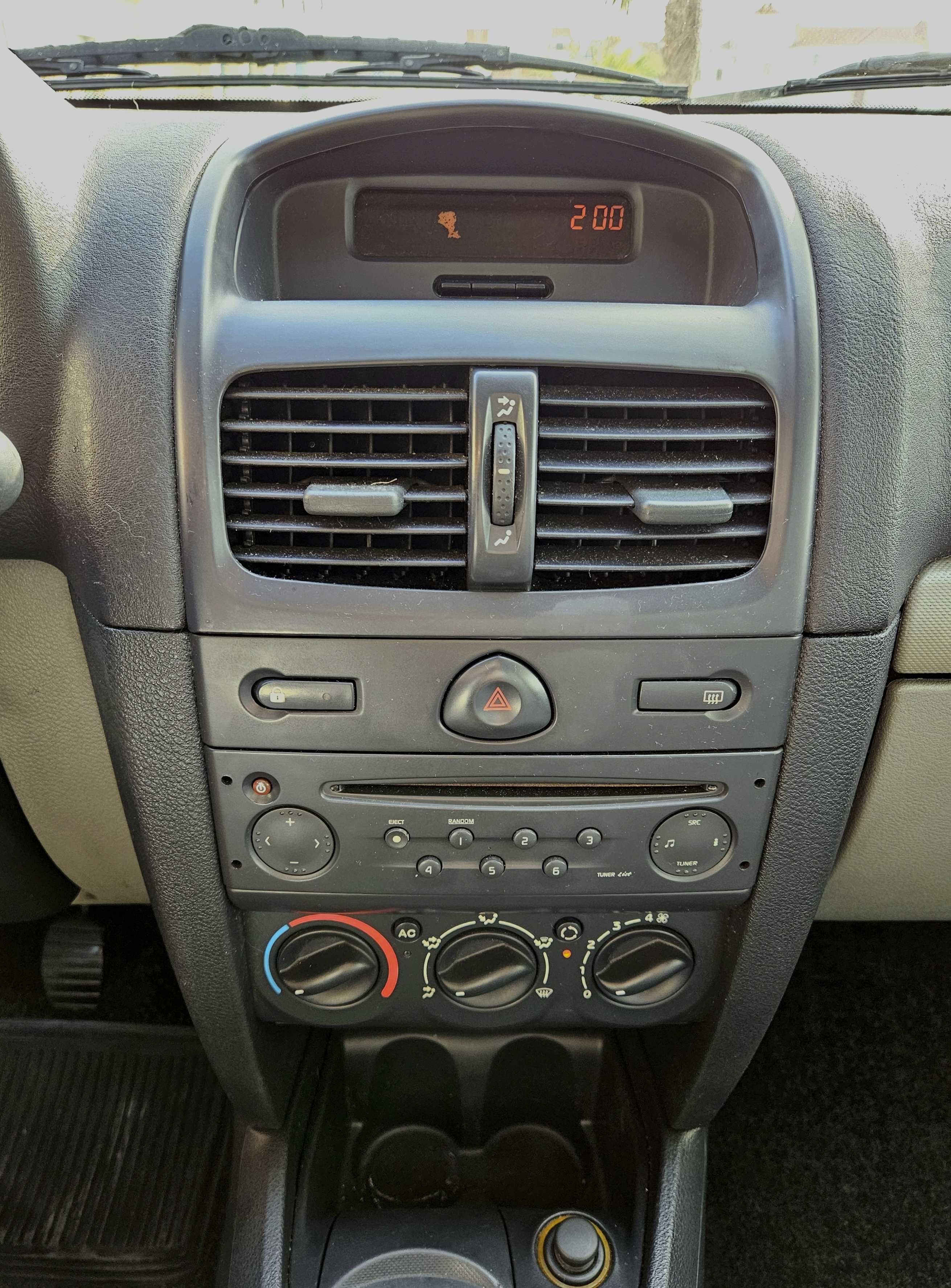 Renault Clio II 1.2 Expression