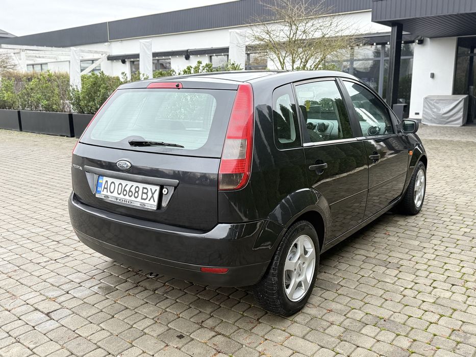 Ford Fiesta 2002 рік 1.4 Бензин Механіка