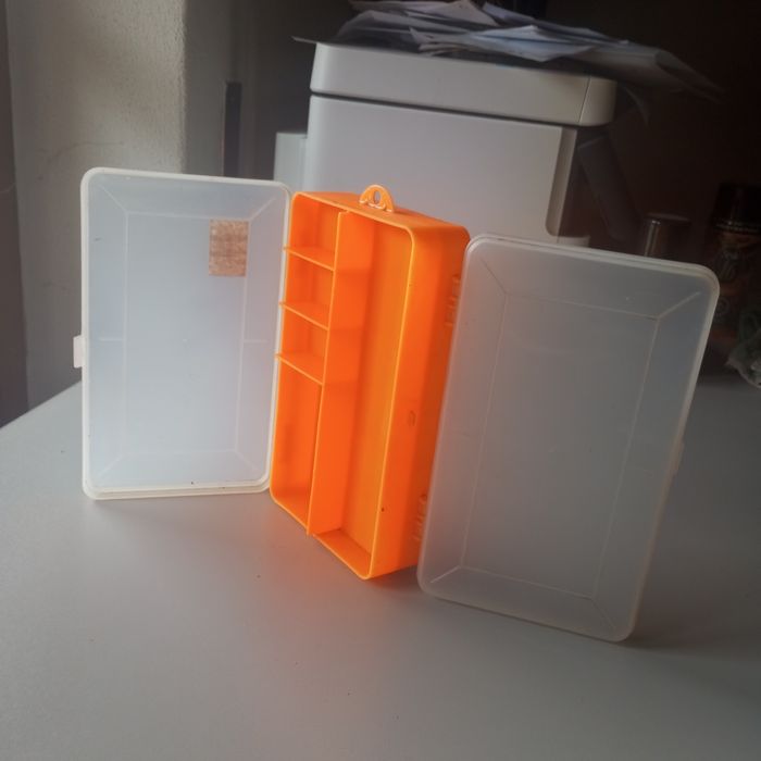 Vendo estojo para acessórios de pesca