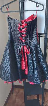 Vestido tigresa preto e vermelho