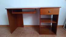 Secretaria de madeira