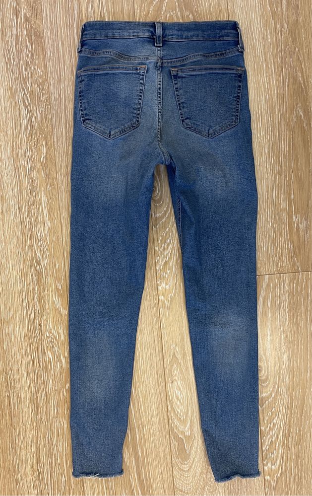 Ankle ripped jeans damskie Topshop do kostek W26 L30 pas 66-74 cm