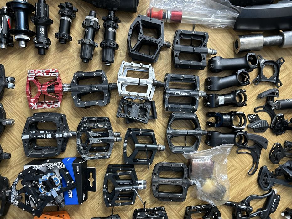 Разпродажа Ящика запчастей