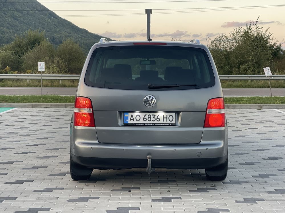 VW Touran 2.0 TDI Maximal
