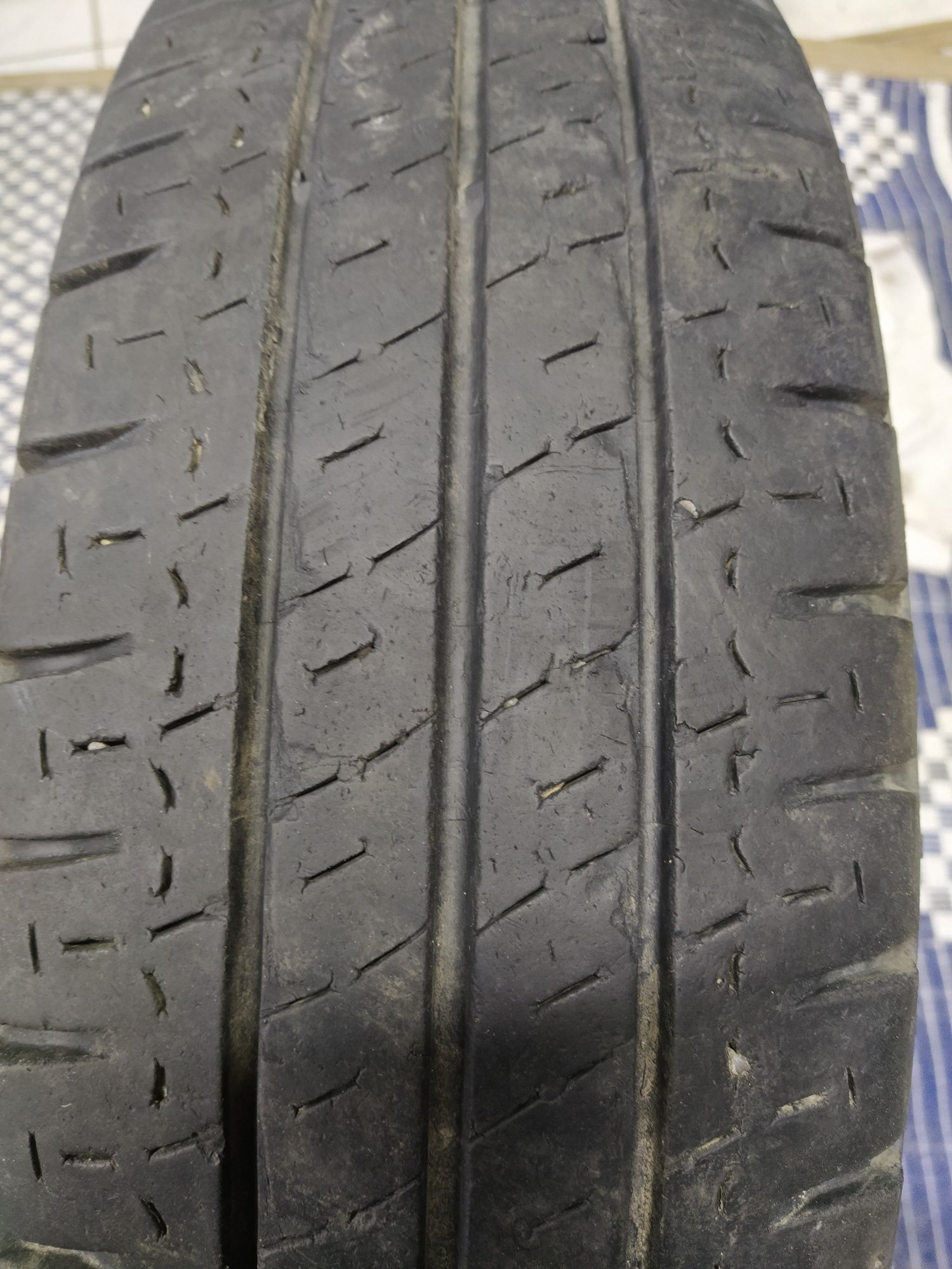 Opona letnia 195/75r16C MICHELIN 6mm