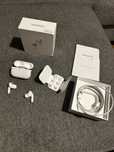 AirPods Pro 2 lightning - uszkodzona prawa sluchawka