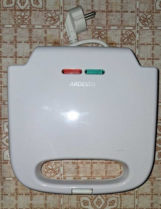 Продам сендвичмейкер Ardesto