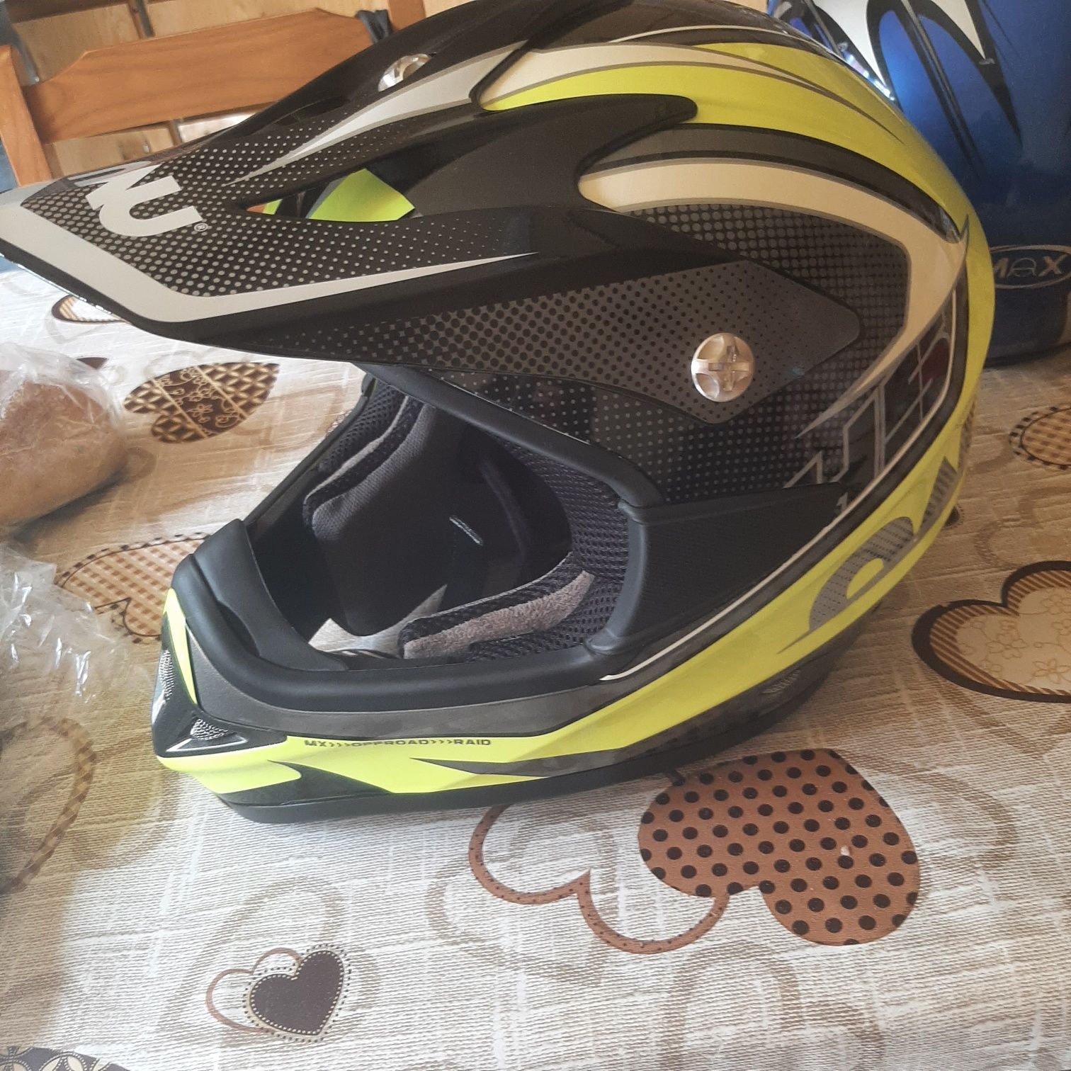 Capacete marca nau