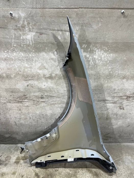Крилo до bmw g26 в кольрорі c4p
